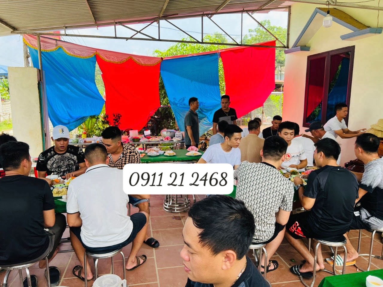 Nhận phục vụ tiệc cưới tại nhà giá rẻ ở Hà Nội 