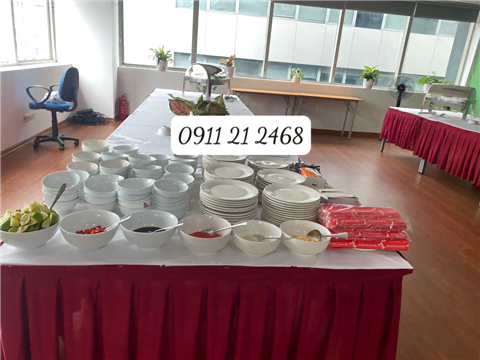 Phục vụ tiệc liên hoan buffet tại công ty ở Ba Đình