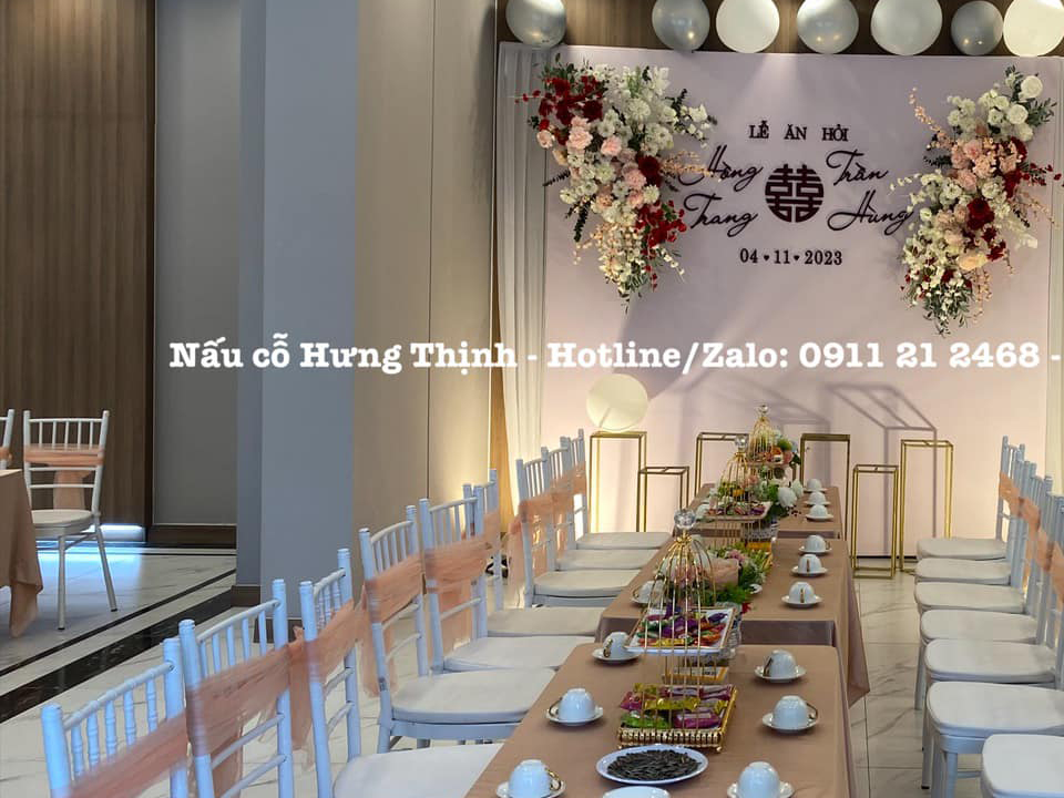 Nấu cỗ giỗ tại nhà phường Hàng Buồm – Cỗ đậm đà hương vị Bắc Bộ, tròn đầy lễ nghĩa