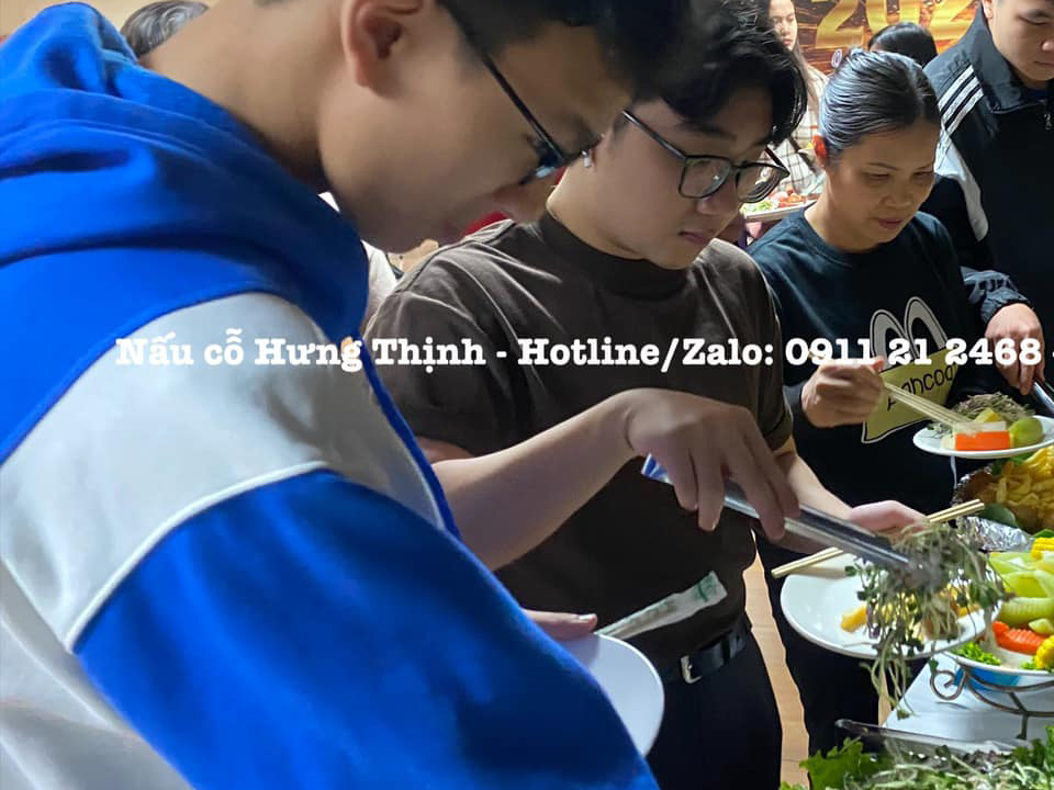 Nấu cỗ giỗ tại nhà xã Yên Thường – Đặt là có, phục vụ tận bếp