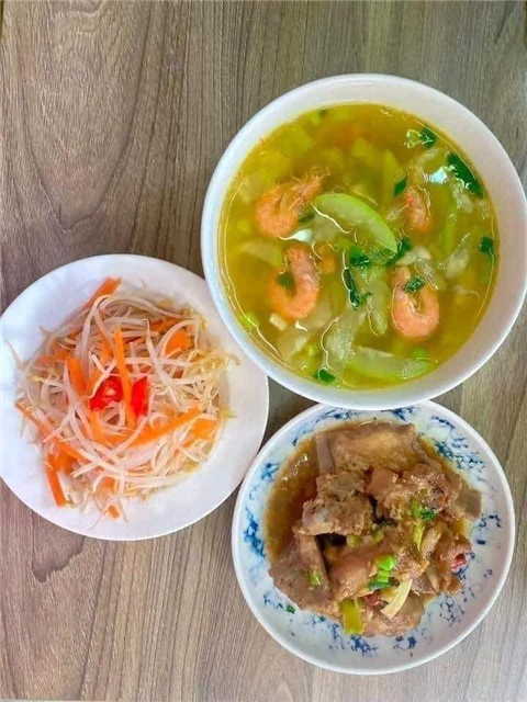 Nấu cỗ tại Chung Cư Five Star Kim Giang – Bữa tiệc ấm cúng cho cả gia đình