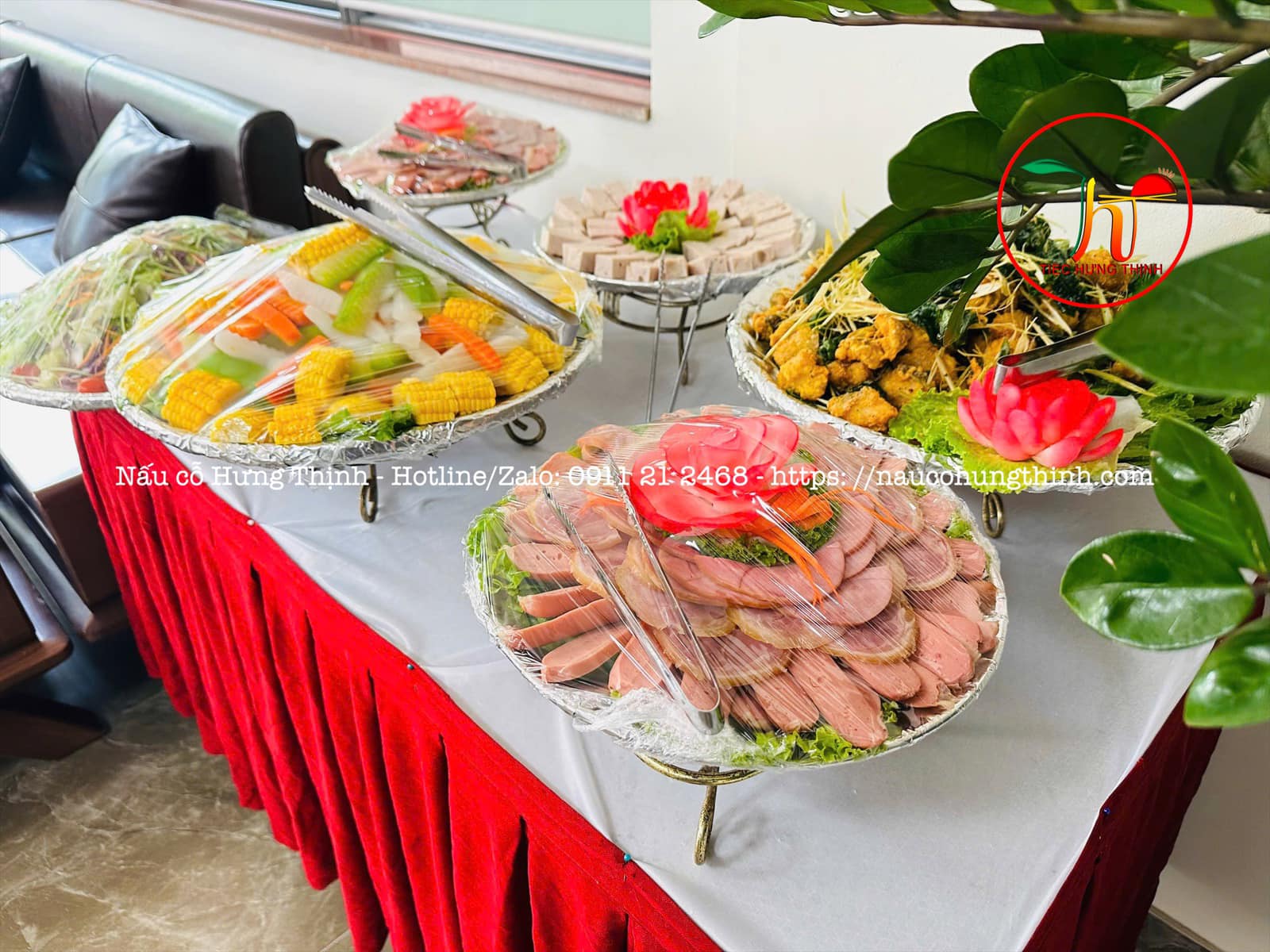 mâm cỗ sinh nhật công ty