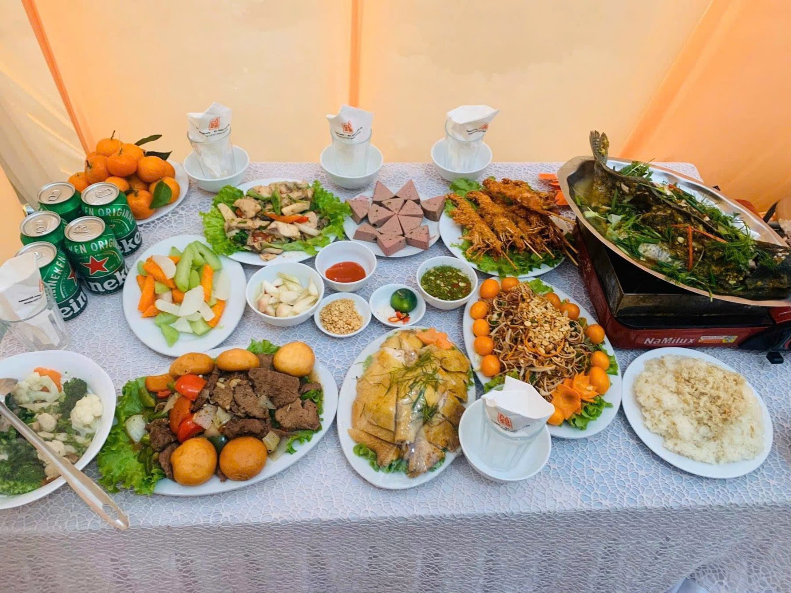 nấu cỗ cưới hỏi 200 khách tại nhà