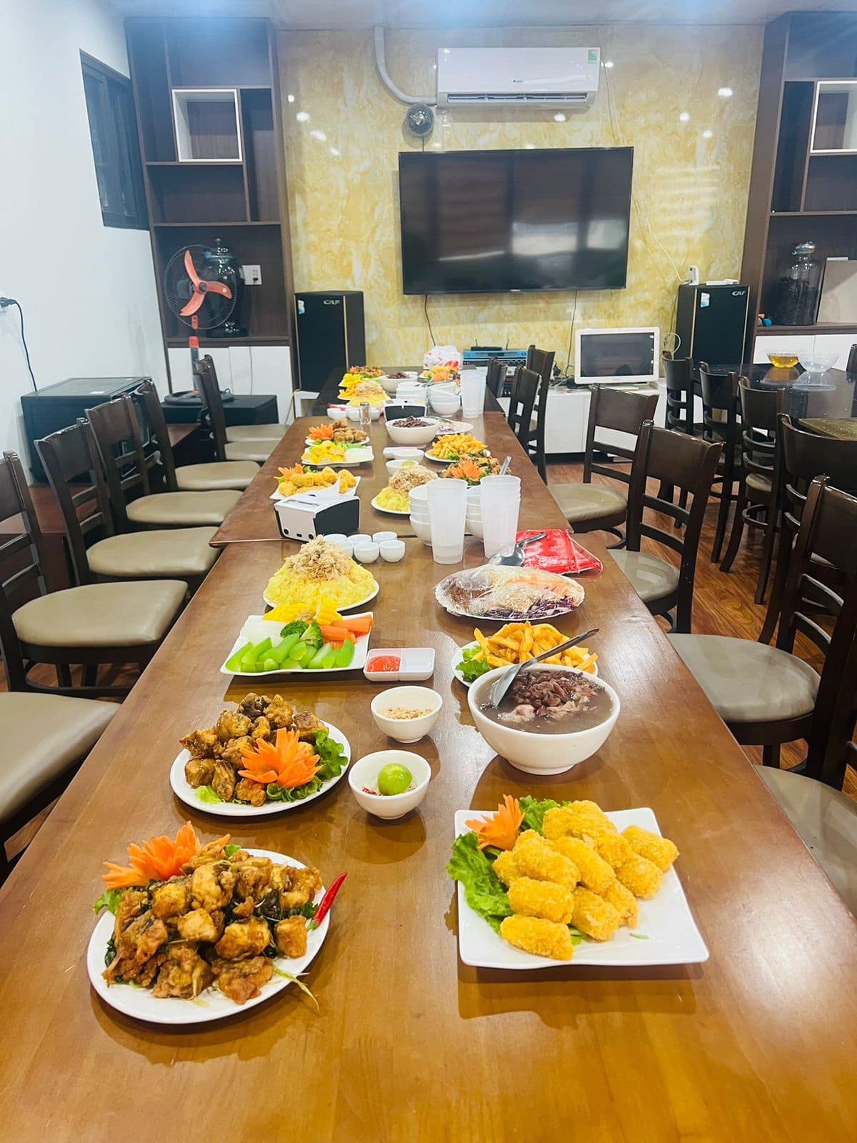 nấu cỗ sinh nhật phong cách truyền thống