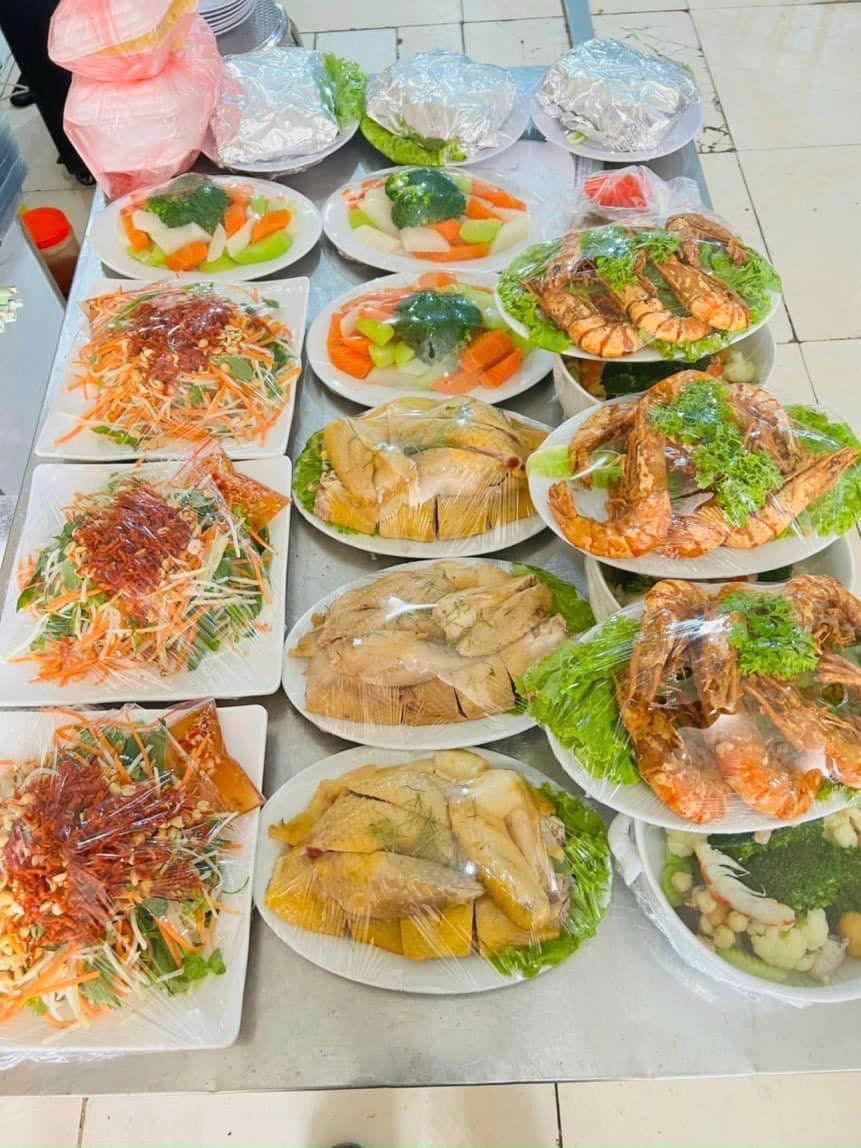 mâm cỗ sinh nhật ngon rẻ