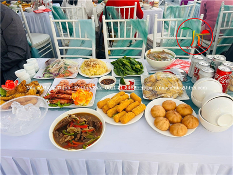 Ảnh thuê nấu cỗ sinh nhật tại nhà uy tín