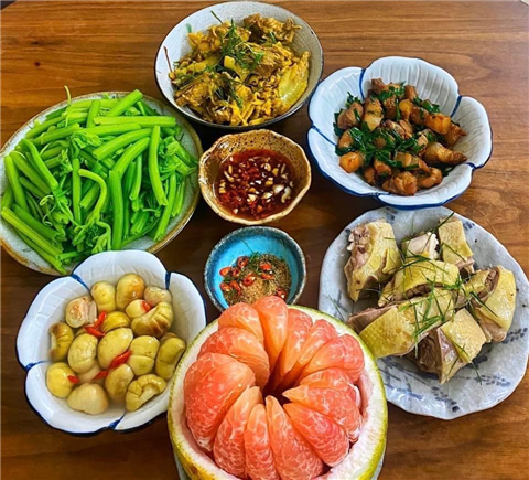 Ảnh nấu cỗ cưới hỏi bình dân tại nhà