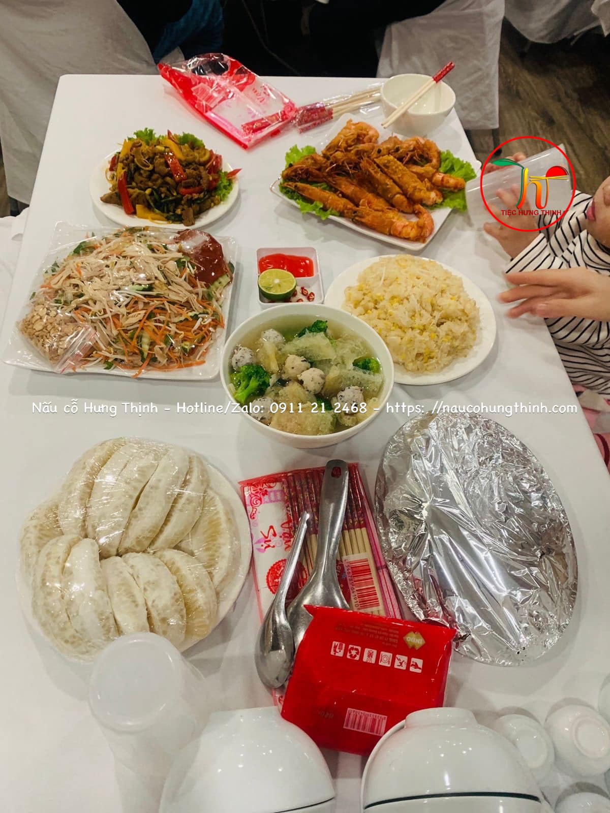 Nhóm 4: Nấu cỗ giỗ theo địa điểm